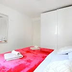 Апартаменти Primera